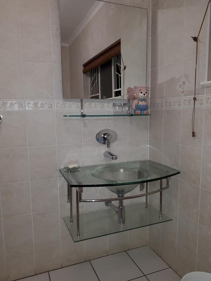 Melsetter'S Guesthouse Блумфонтейн Экстерьер фото