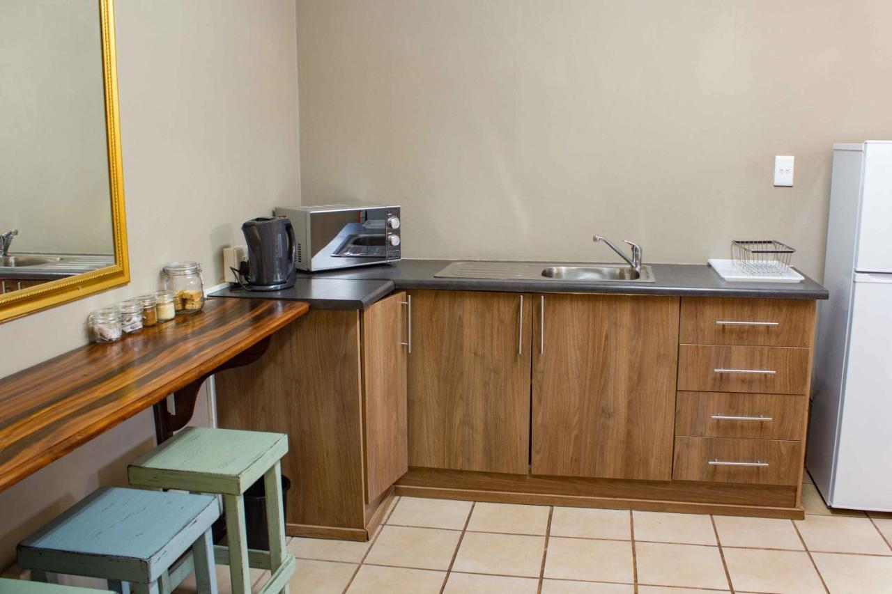 Melsetter'S Guesthouse Блумфонтейн Экстерьер фото